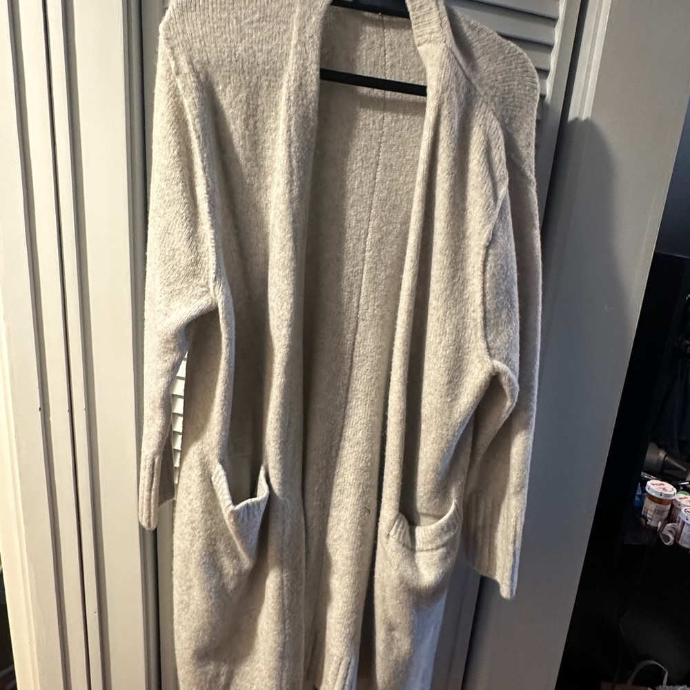 Cream Knit Cardigan with Long Sleeves